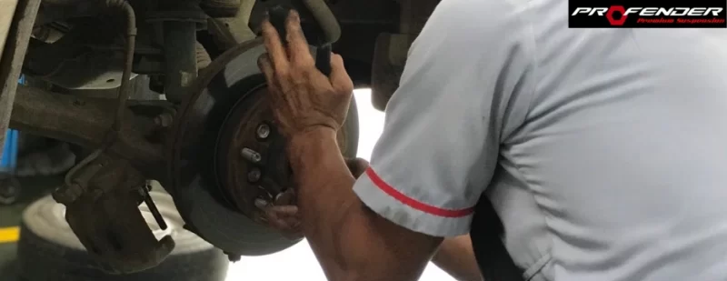 Profender ช่างใส่เบรกรถยนต์